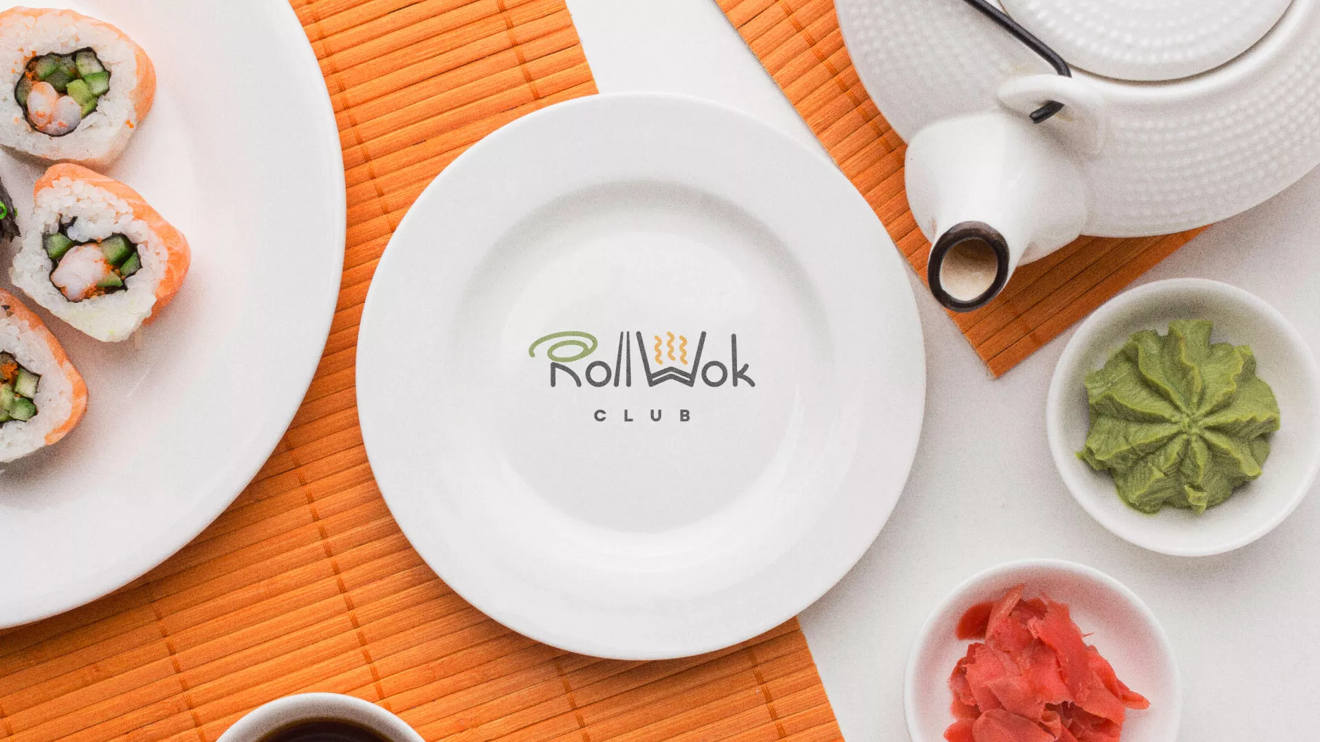 Разработка логотипа и фирменного стиля суши-бара «Roll Wok Club» в Тольятти